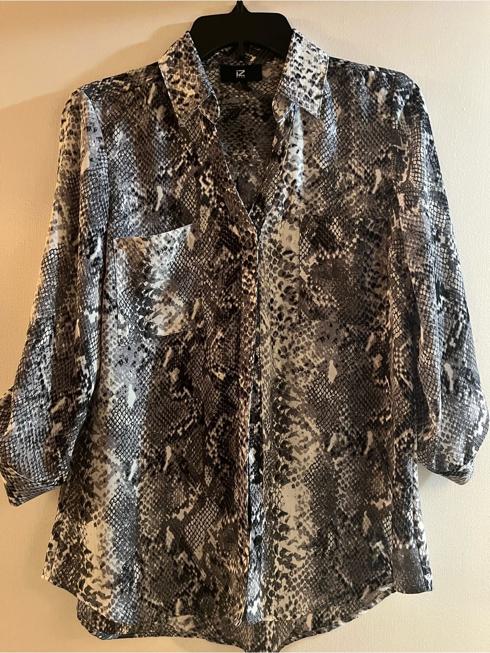 Iz Byer Black & White Snake Print Button-Up Shirt